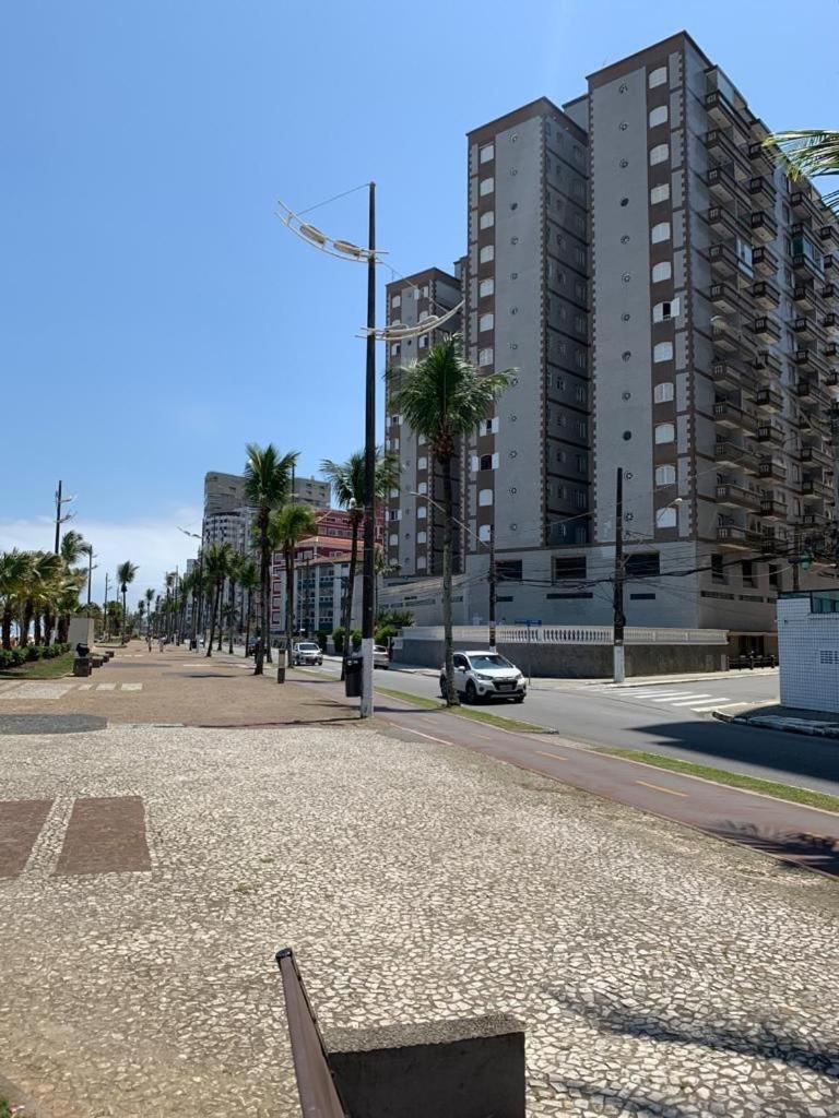 Apartamento Frente Ao Mar Com Varanda E Piscina Прая-Гранді Екстер'єр фото